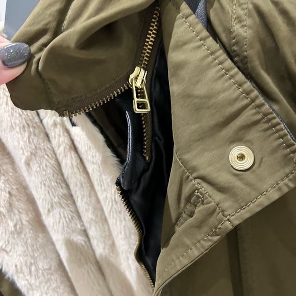 Zara Combination Parka w. Faux Leather Sleeves - Picture 6 of 8